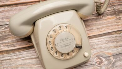 tracing uk mobile numbers